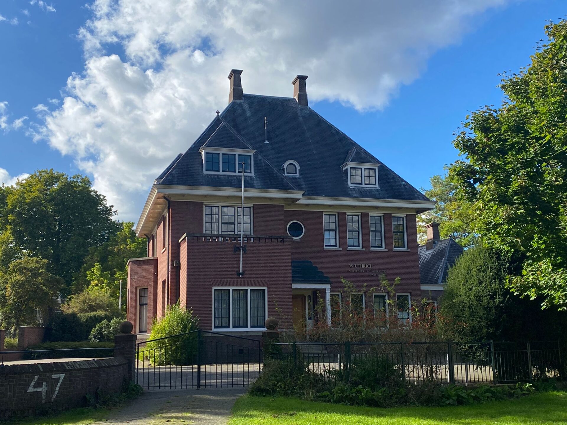Particuliere belegger koopt Rijksmonumentale kantoorvilla in Utrecht