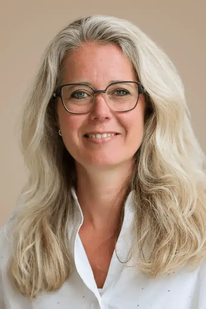 Joyce Veelbehr
